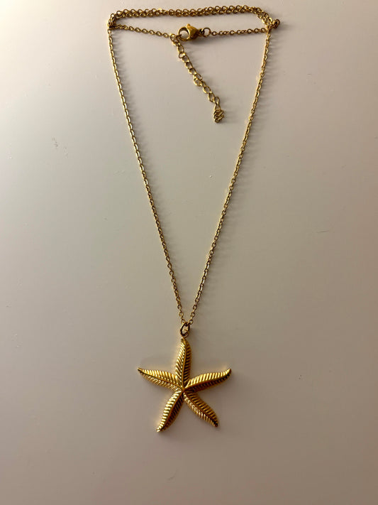 Starfish Pendant Necklace