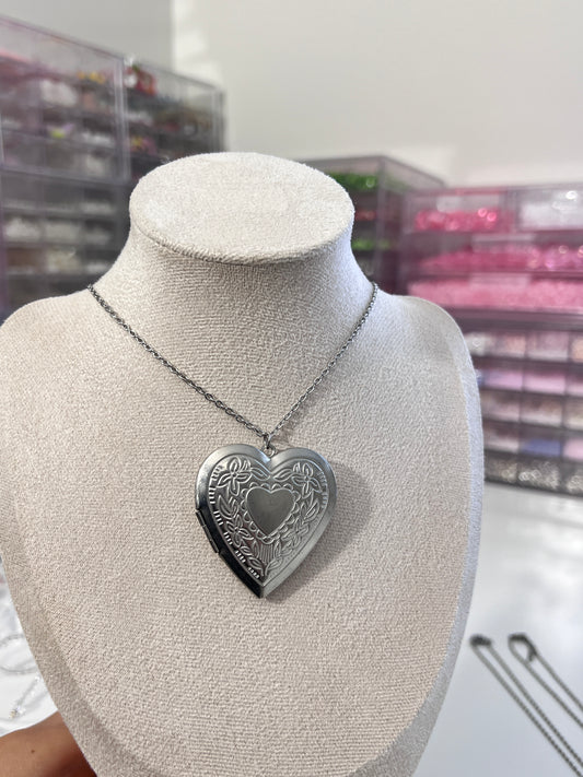Locket Heart Pendent Necklace