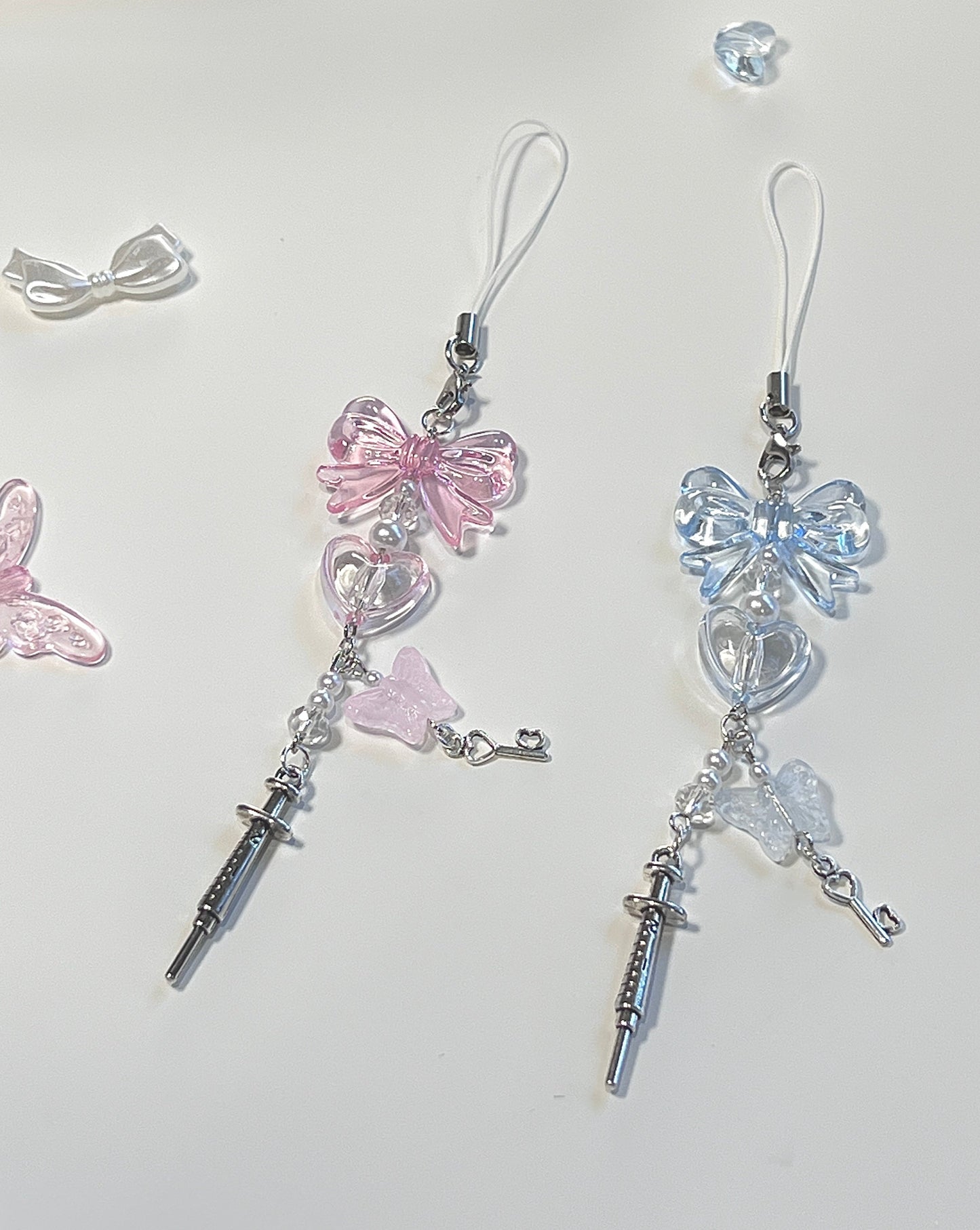 Spinning Heart • Needle Phone Charm - pink&blue