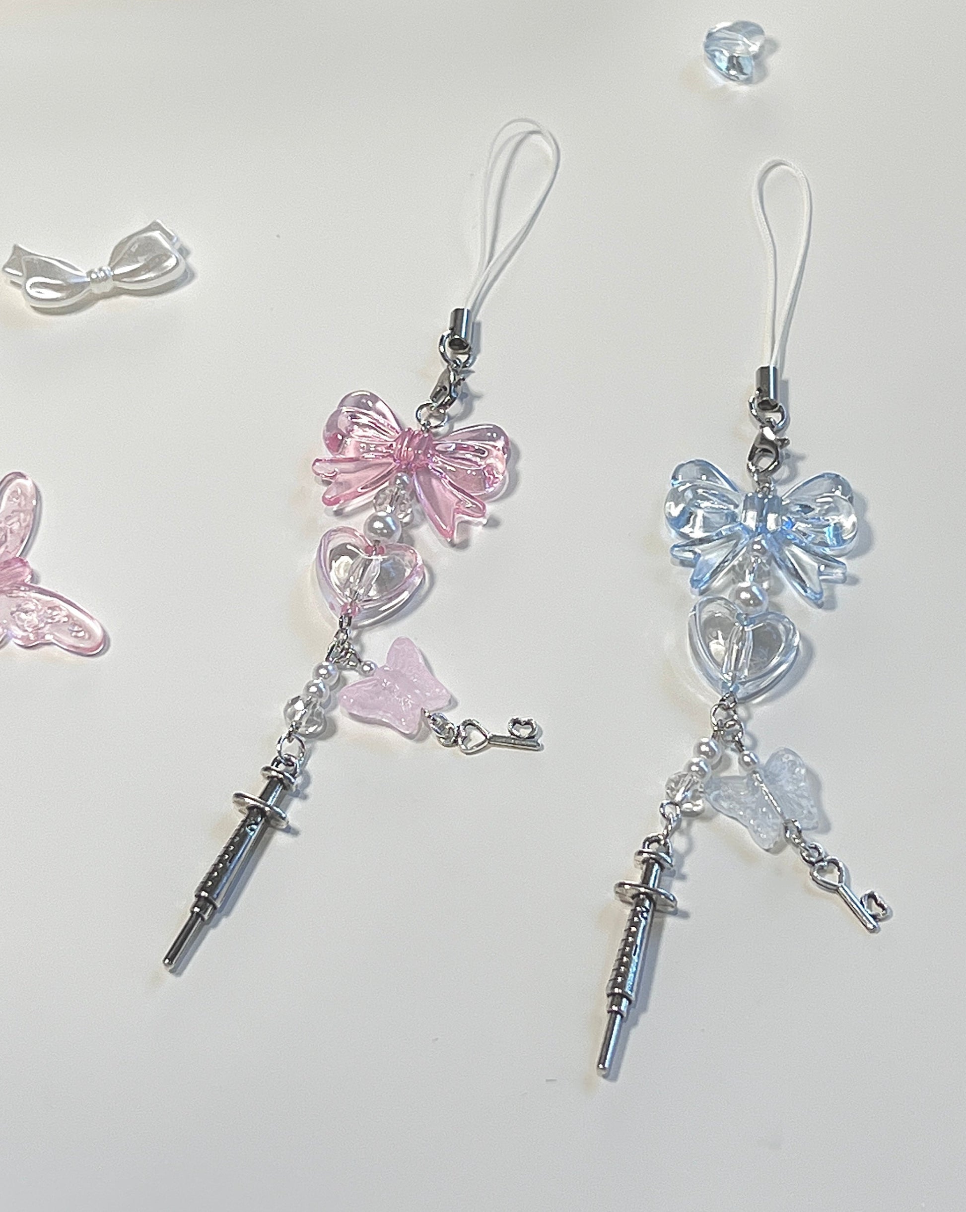 Spinning Heart • Needle Phone Charm - pink&blue
